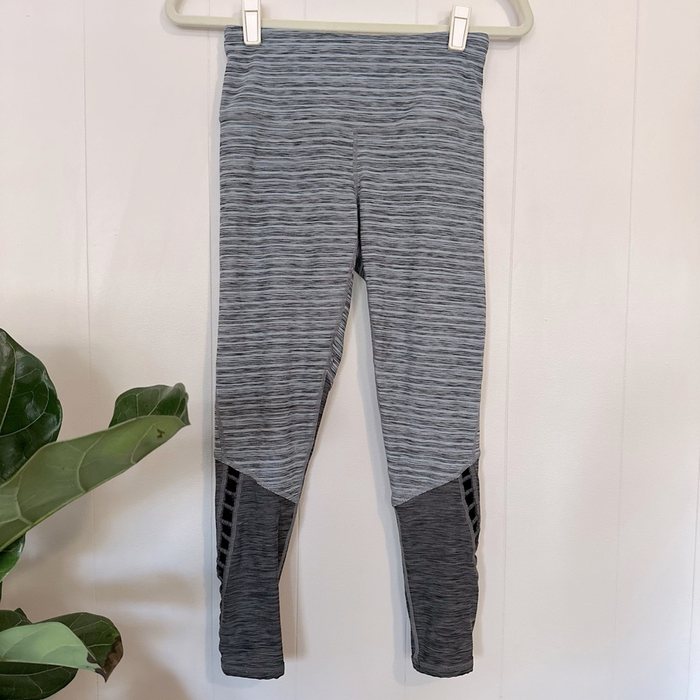 Prana | 7/8 Legging in Blue and Grey | S